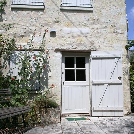 Gite Chateau De Chaintres Dampierre-sur-Loire Zimmer foto