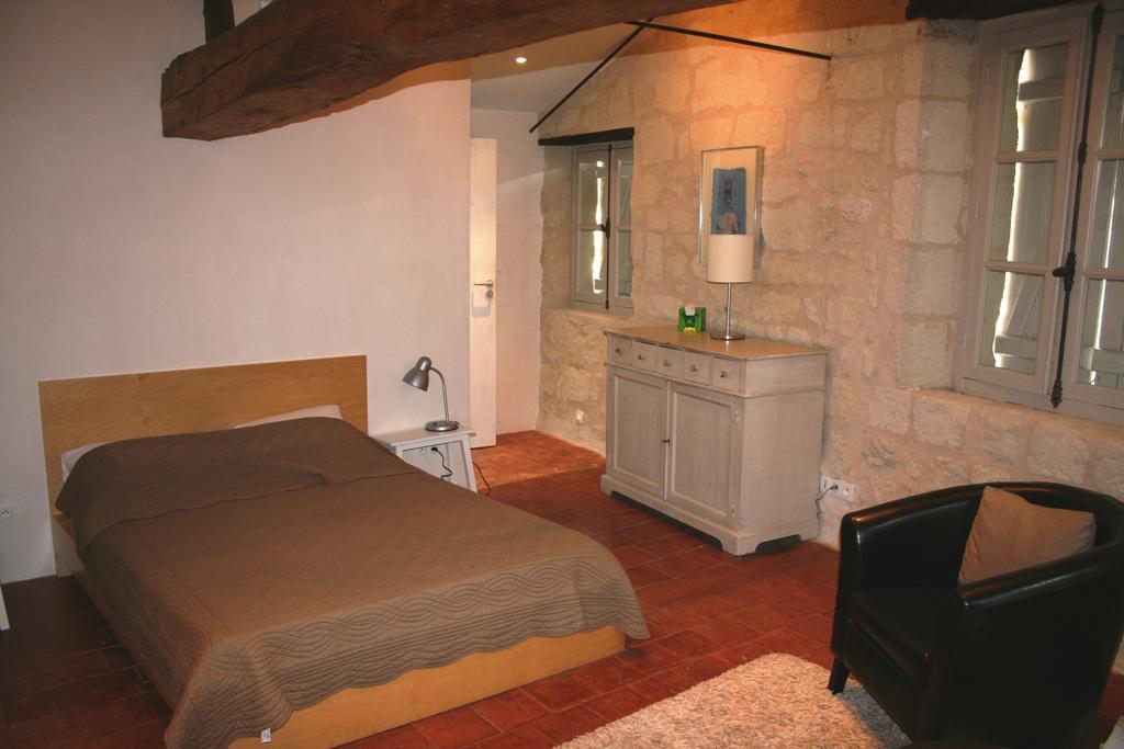Gite Chateau De Chaintres Dampierre-sur-Loire Zimmer foto